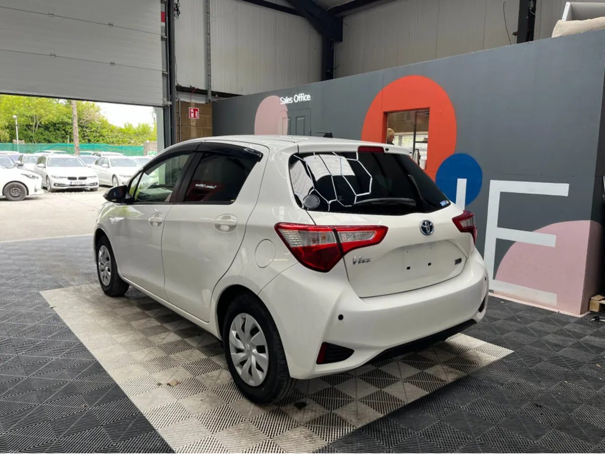 Toyota Vitz 2019 TOYOTA VITZ HYBRID F 1.5 AUTOMATI - Image 4
