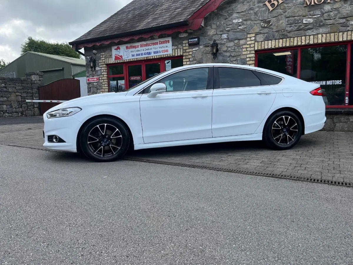 Ford Mondeo 2.0 TDCI ZETEC 150PS 5DR - Image 3