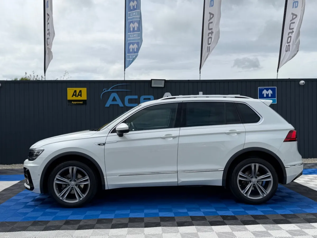 Volkswagen Tiguan R-LINE 4WD - 2.0L DIESEL - AUTO - Image 4