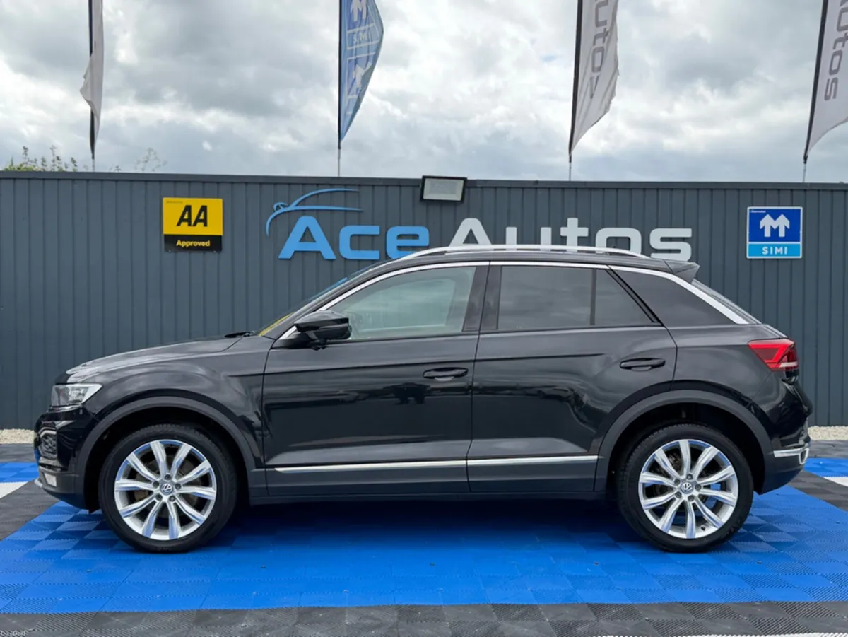 Volkswagen T-Roc SPORT - 2.0L DIESEL - AUTO - 12M - Image 4