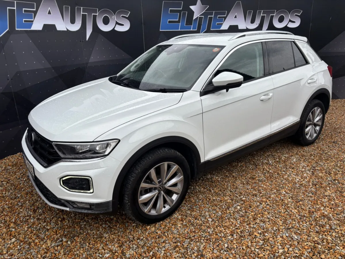 Volkswagen T-Roc 2.0 TDI 150 HP AUTOMATIC - Image 2