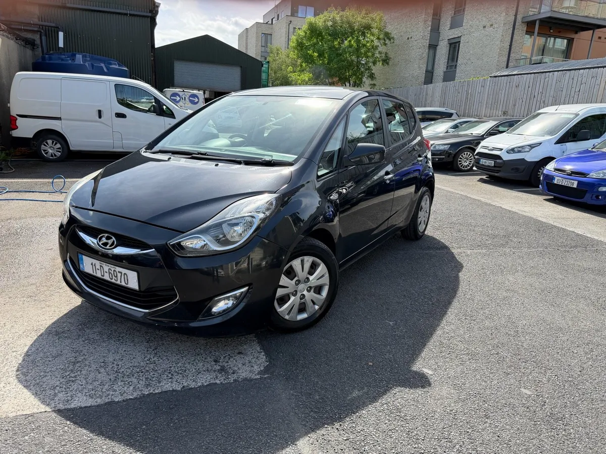 AUTOMATIC Hyundai IX20 1.6 Petrol 05/27 NCT - Image 2