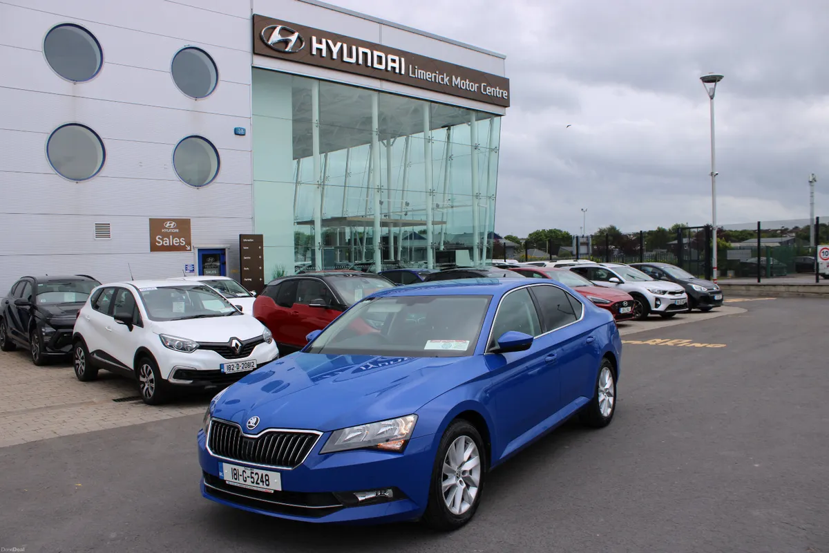 Skoda Superb 2018 - Image 1