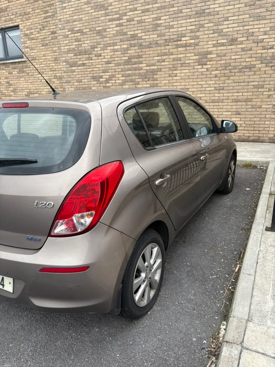 Hyundai i20 - Image 4