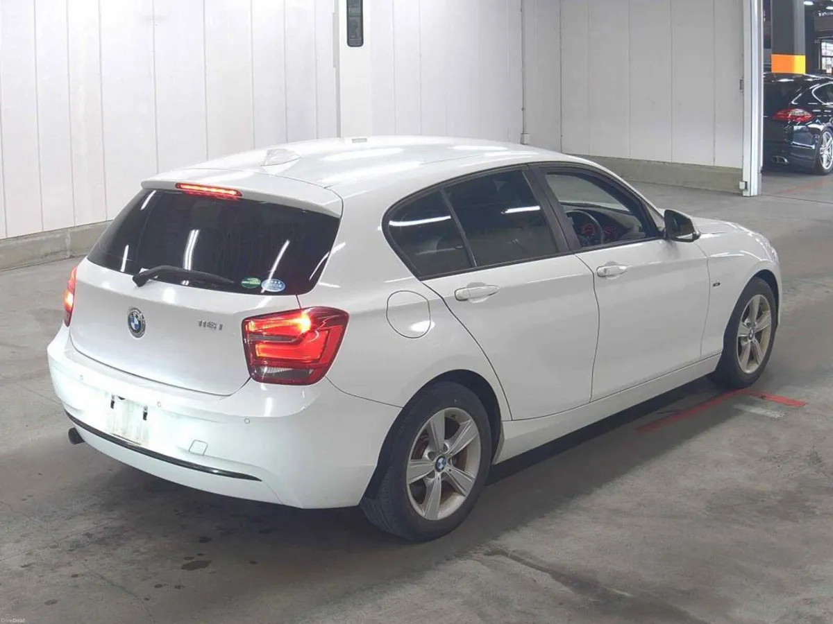 BMW 116i SPORT AUTO  2015 - Image 2