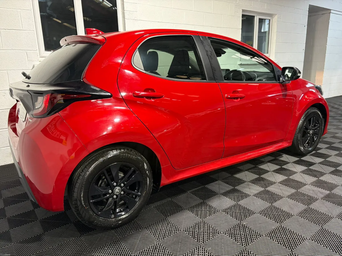 Toyota Yaris 2022 1.0 PETROL LUNA SPEC EDITION - Image 4