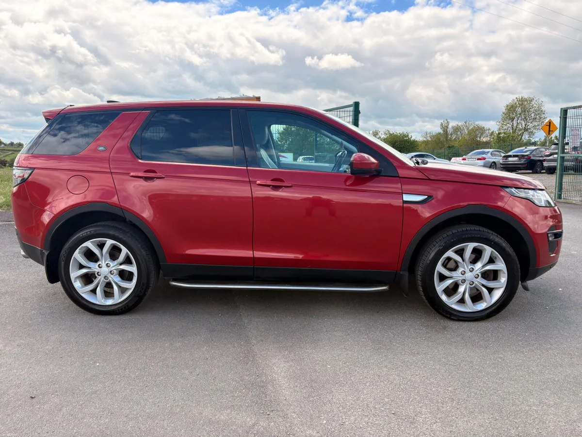 Land Rover Discovery Sport 2017 - Image 5