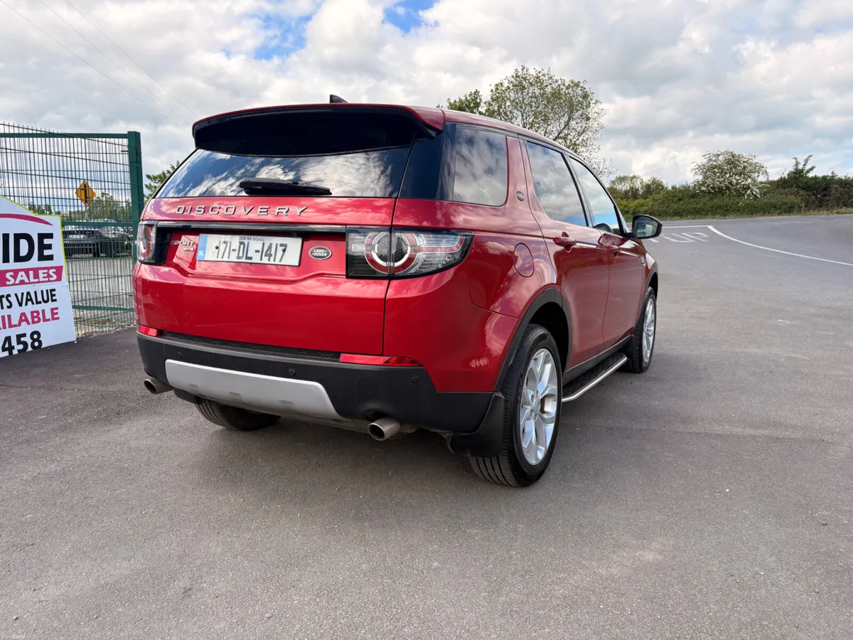 Land Rover Discovery Sport 2017 - Image 4