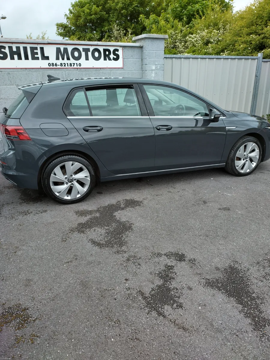 GOLF STYLE 2.0 TDI 150 BHP - Image 1
