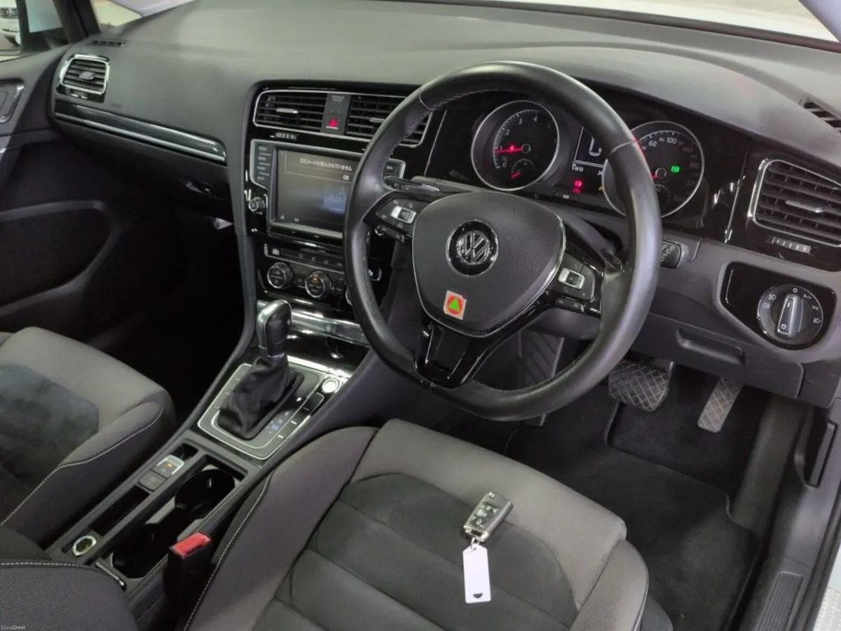 VOLKSWAGEN GOLF 1.4 TSI HIGHLINE AUTO 2015 - Image 4