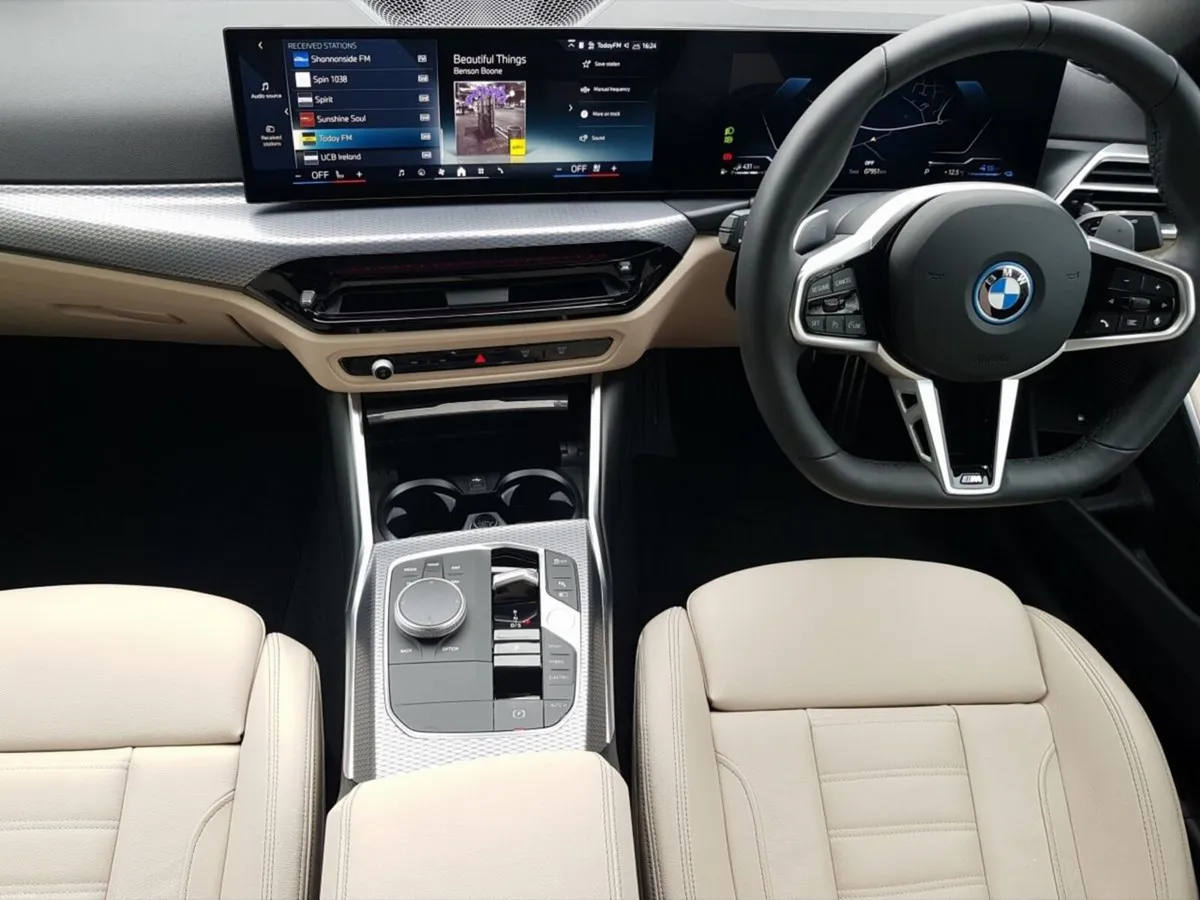 BMW 3-Series 330e M Sport - Image 4