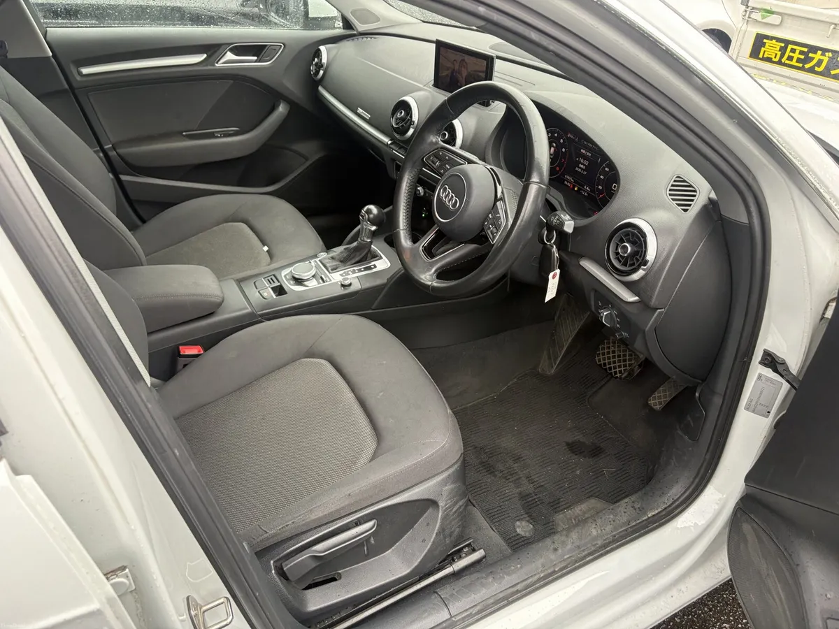 AUDI A3 1.4 TFSI AUTO 2017 - Image 4