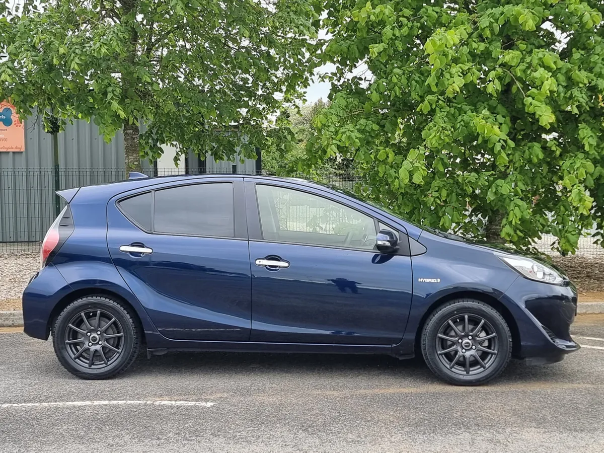2019 TOYOTA AQUA HYBRID AUTO 1 YR WARRANTY €12,900 - Image 4