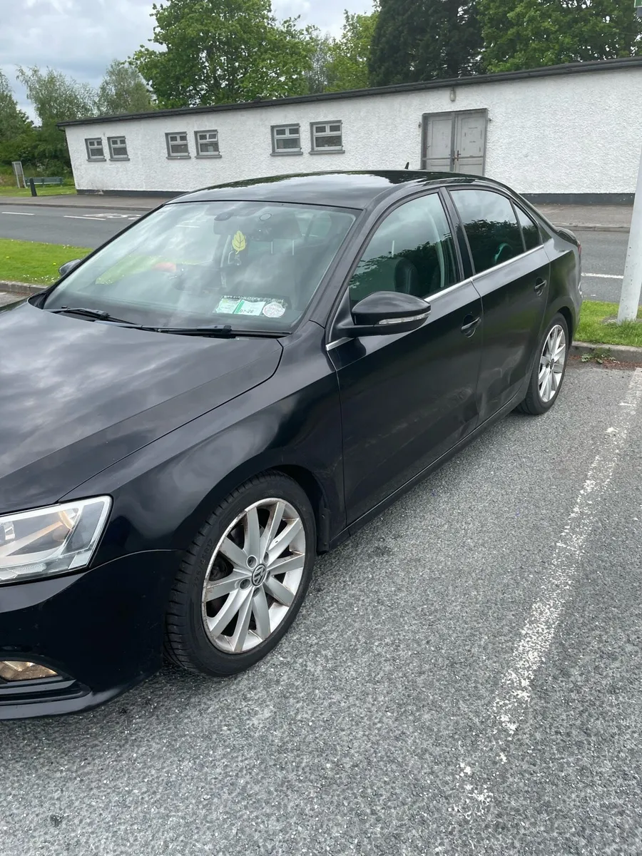 2015 Volkswagen Jetta 2.0 TDI Diesel - Image 2
