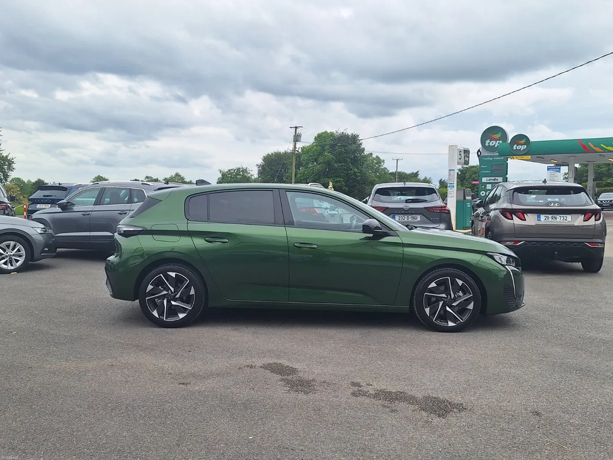 *DEPOSIT TAKEN* 308 1.5 Allure Auto New Model - Image 2