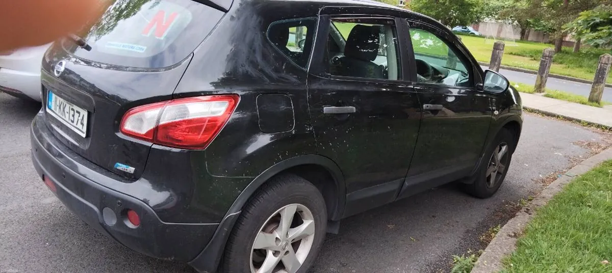 Nissan qashqai 2011 - Image 4