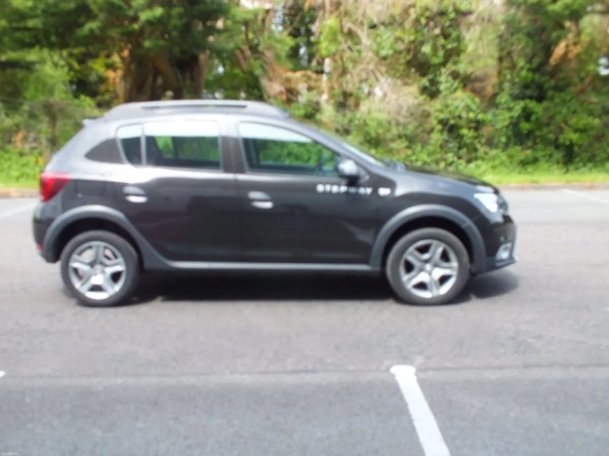 Dacia Sandero Stepway 2018 - Image 1