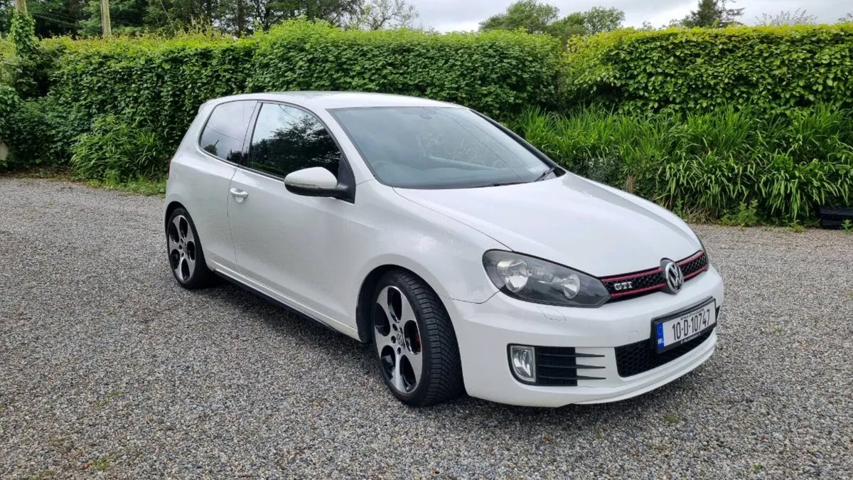 2010 Volkswagen Golf GTI MK6 (3-Door) - Image 3