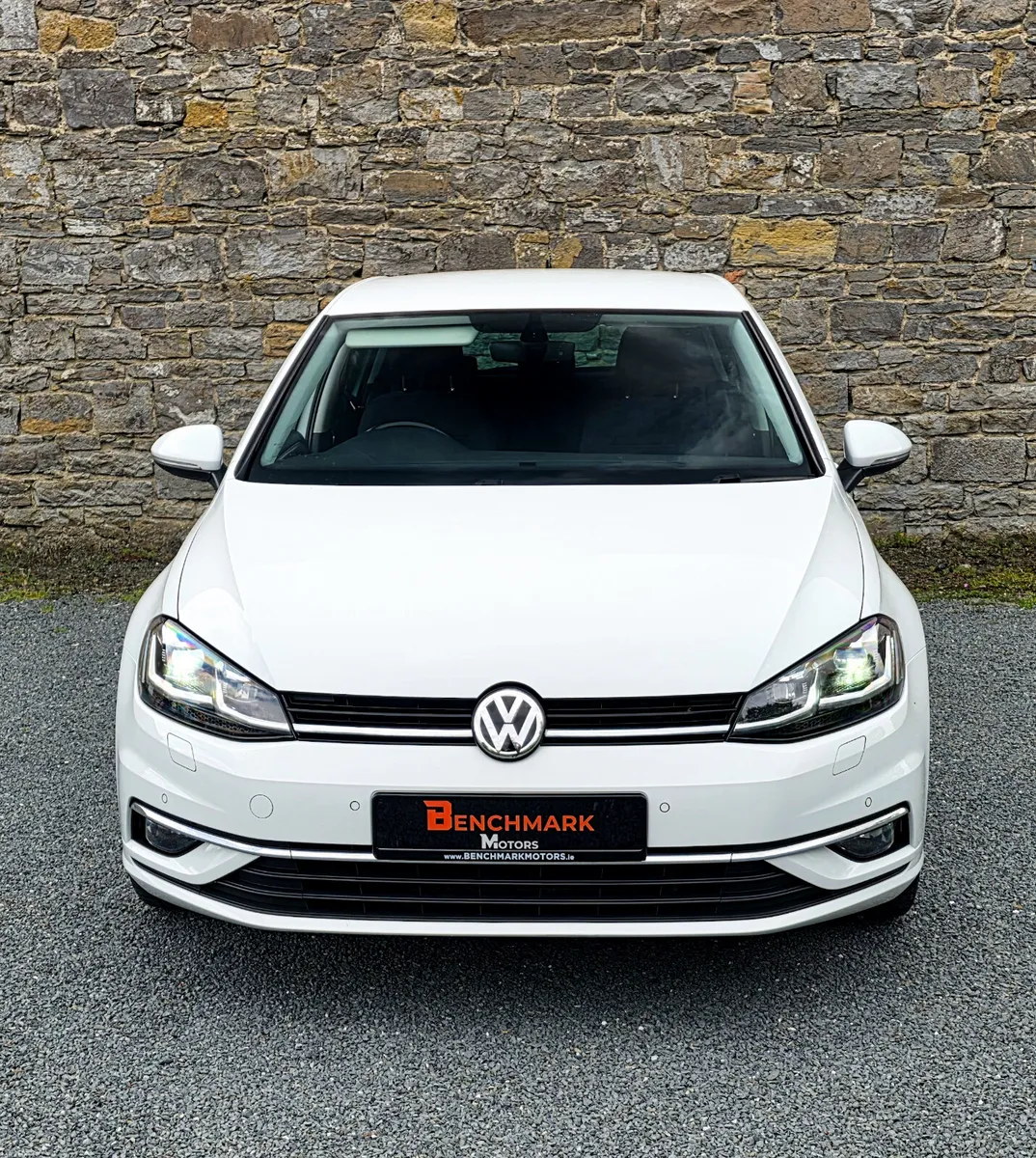 2019 Volkswagen Golf Diesel - Image 3