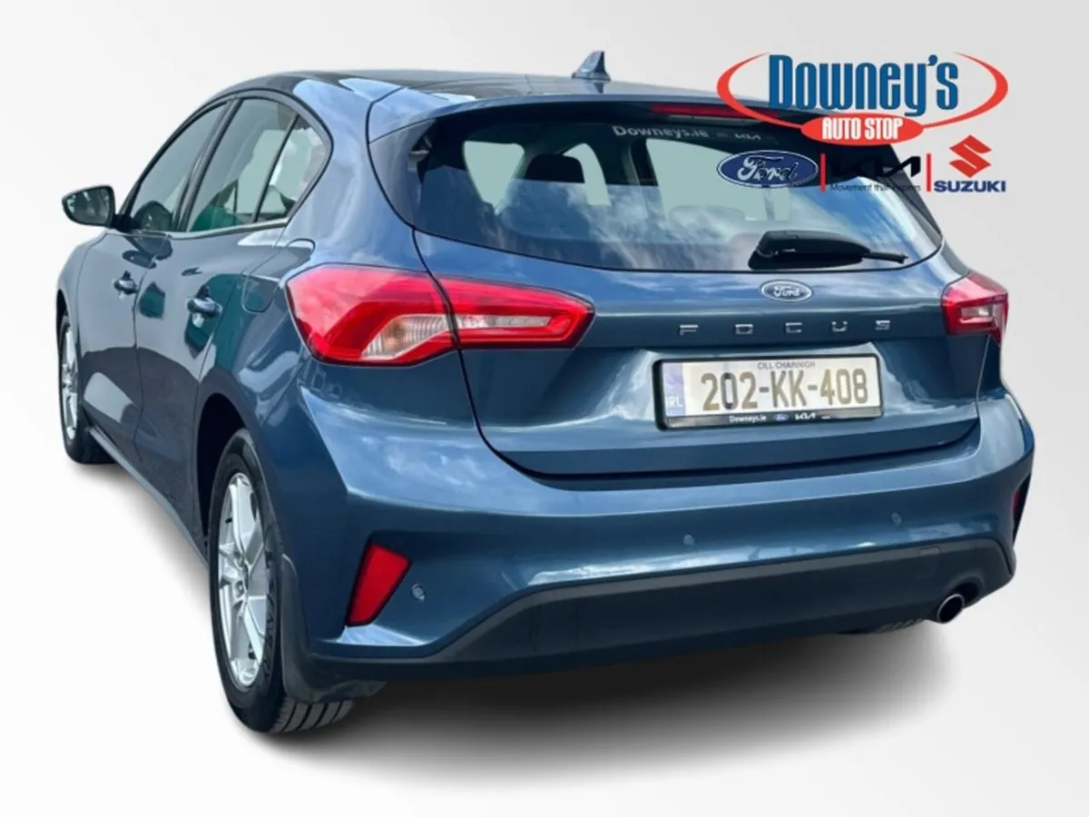 Ford Focus 1.5 DIESEL ZETEC - Image 3