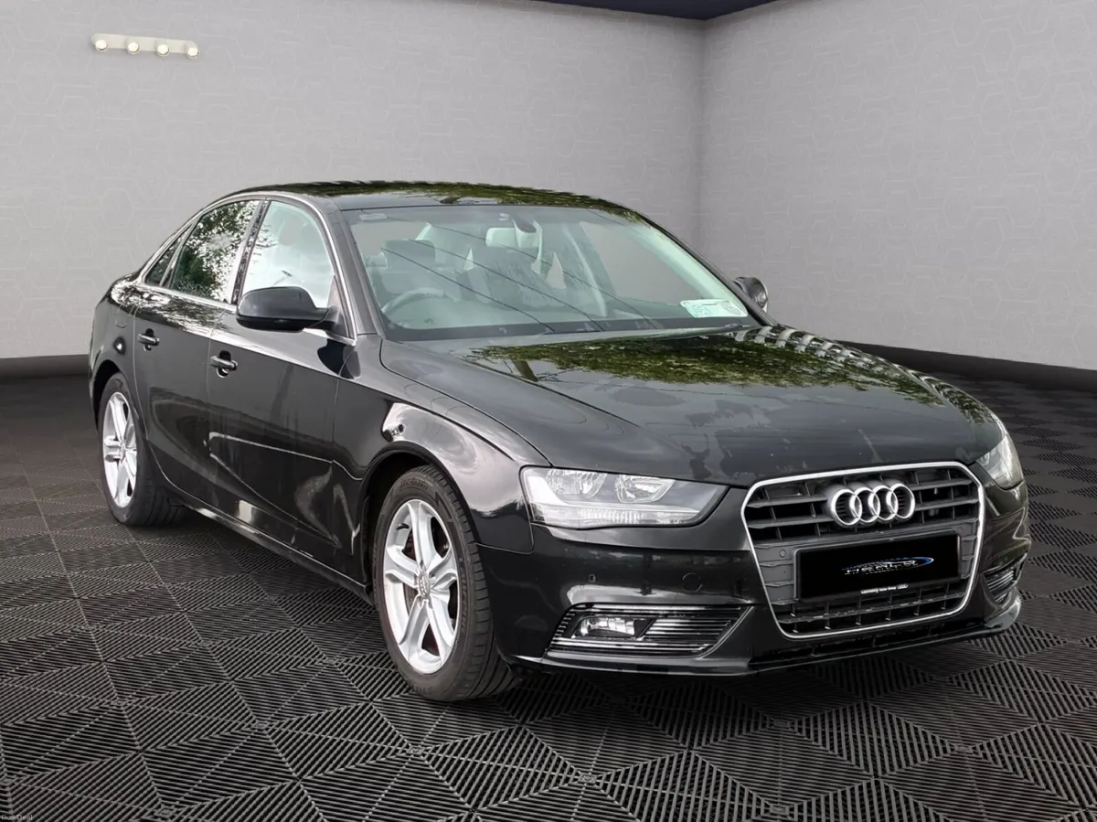 AUDI A4 2.0 TDI SE TECHNIK ULTRA - Image 3