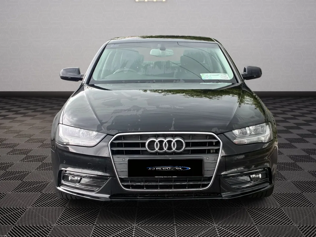 AUDI A4 2.0 TDI SE TECHNIK ULTRA - Image 4