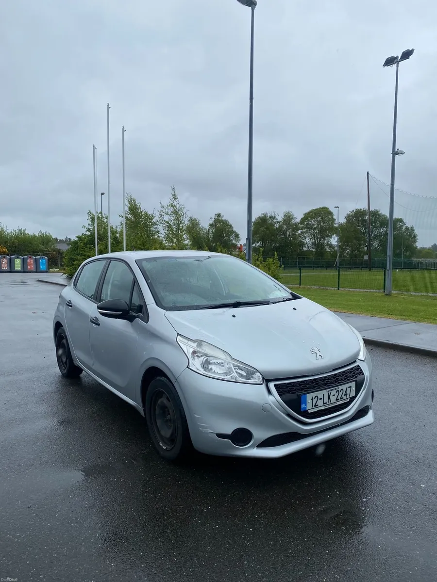 Peugeot 208 2012 - Image 1