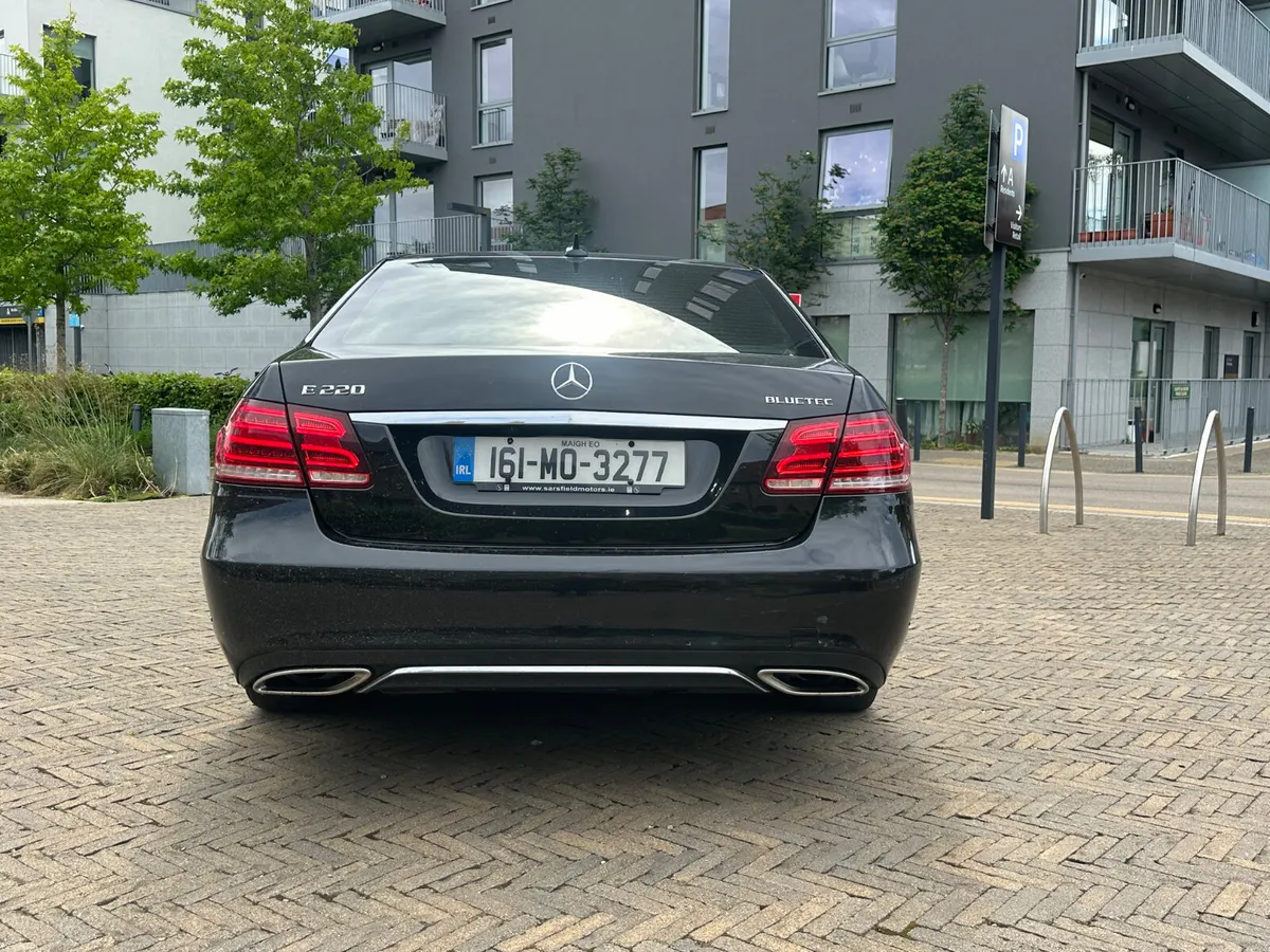 Mercedes-Benz E-Class 2016 - Image 4