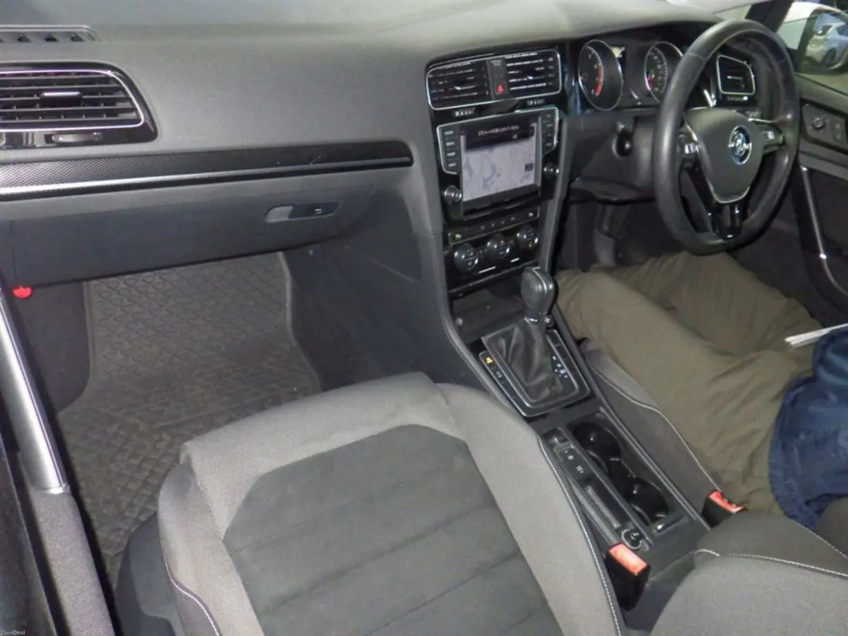 VOLKSWAGEN GOLF 1.4 TSI HIGHLINE AUTO 2015 - Image 4