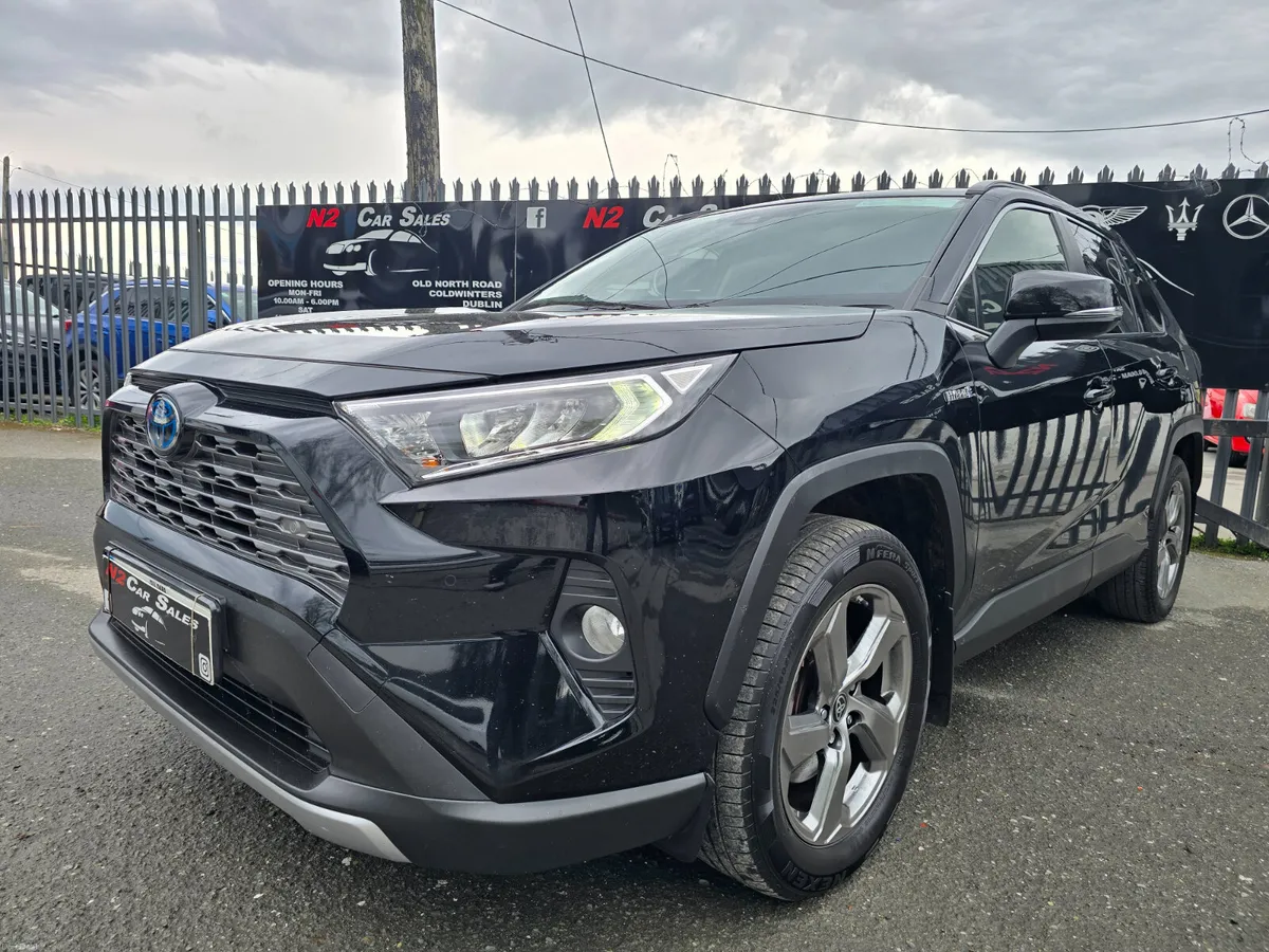 211 Toyota RAV4 Hybrid, VERY CLEAN - Image 4