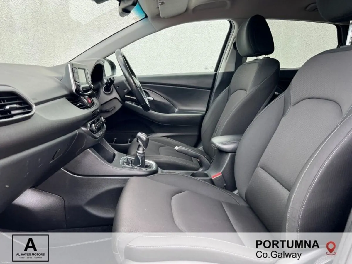Hyundai i30 1.6 Diesel Deluxe - Image 4
