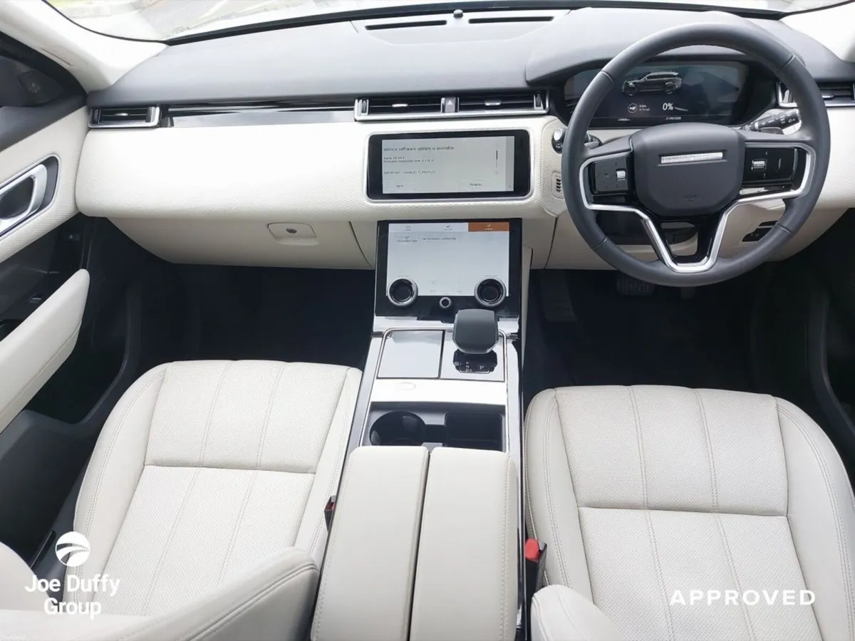 Land Rover Range Rover Velar R-Dynamic S 2.0 I4 PH - Image 4
