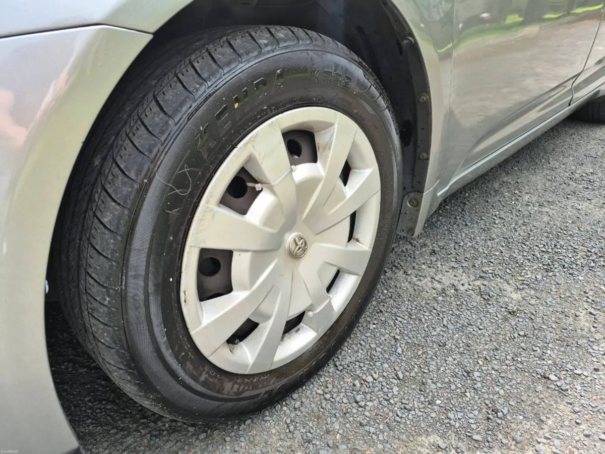 2011 Toyota Avensis 2.0 D-4D - Image 4