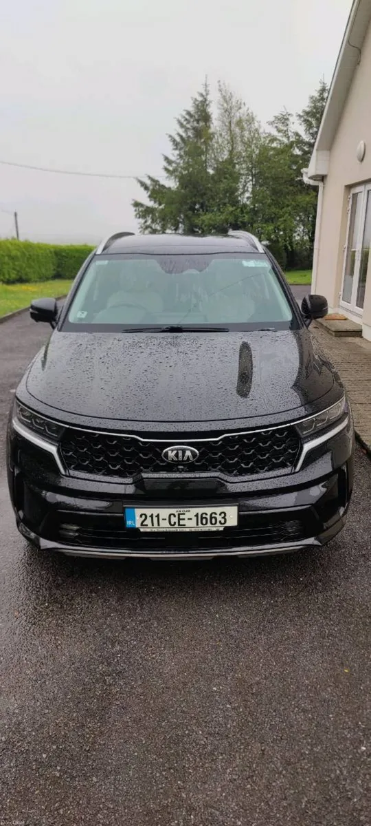 Kia Sorento 2021 K4 AWD  PHEV 7 Seater Black hitch - Image 1