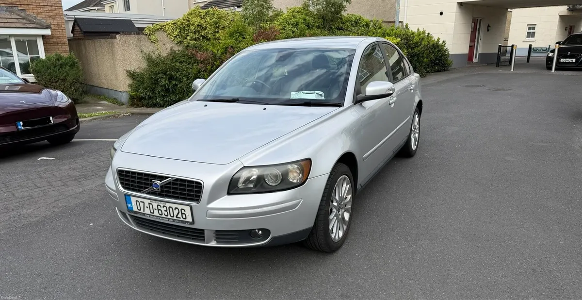Volvo s40 - Image 1