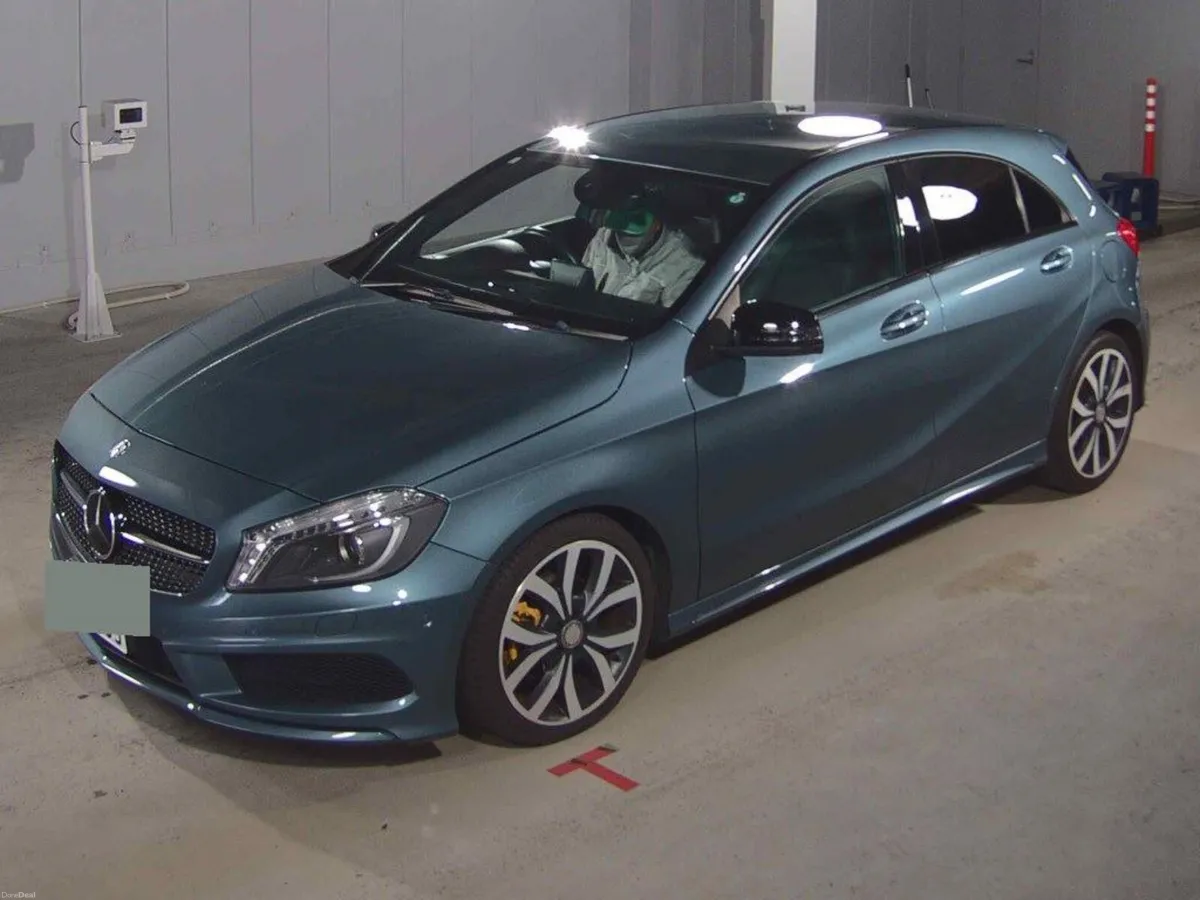 MERCEDES BENZ A180 AMG  NIGHT EDITION AUTO 2013 - Image 1