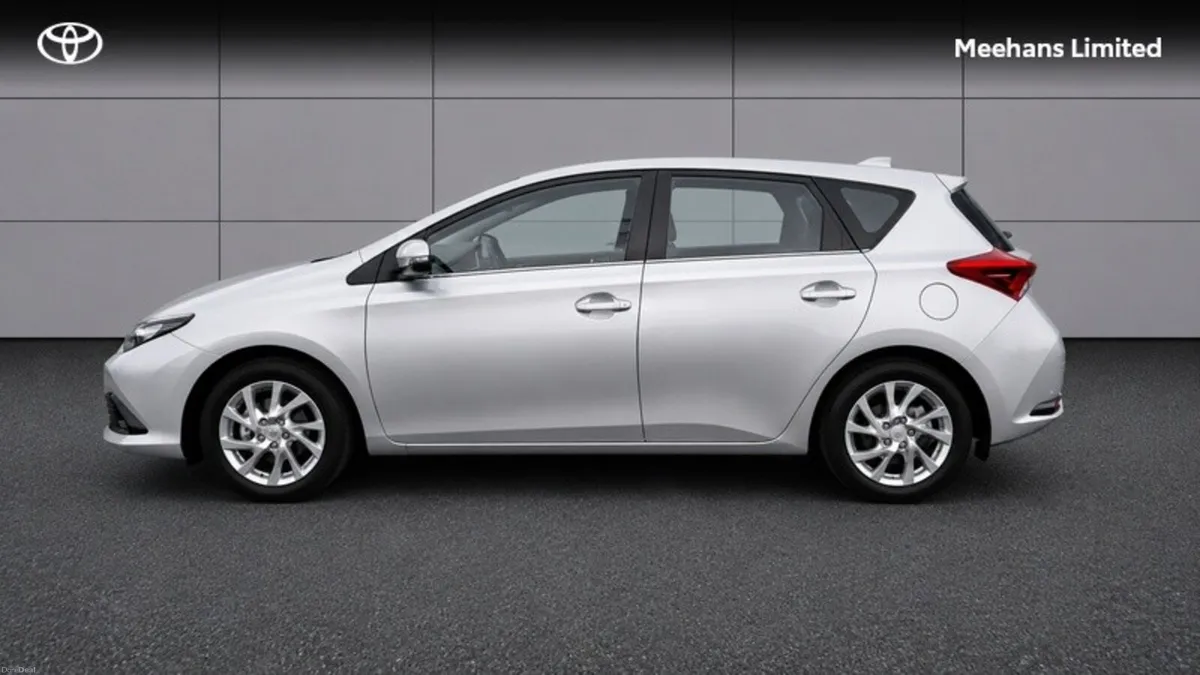 Toyota Auris AURIS 1.4D-4D LUNA - Image 3