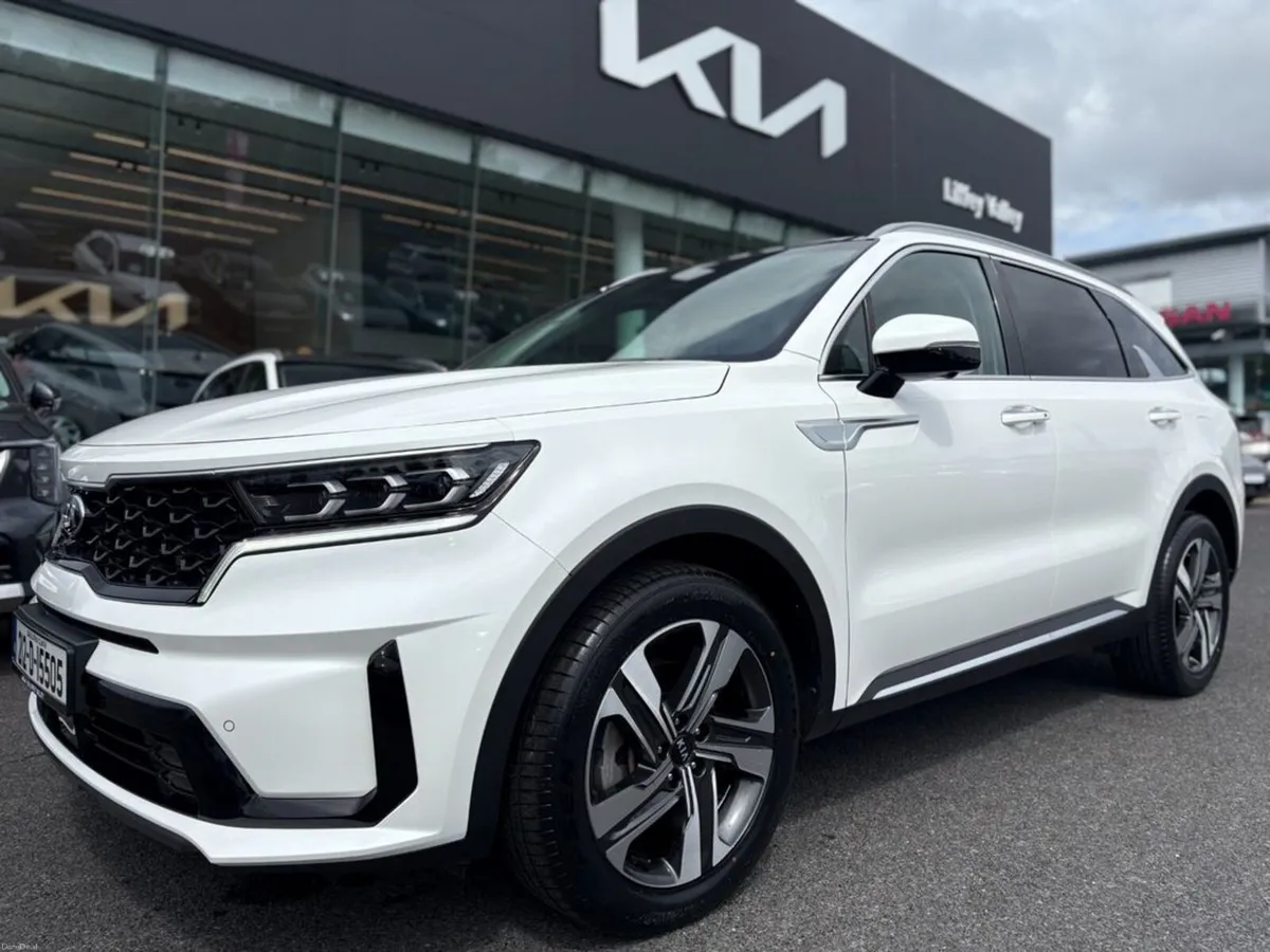 Kia Sorento 1.6 Plug in hybrid K4 ( 7 Seats ) - Image 1