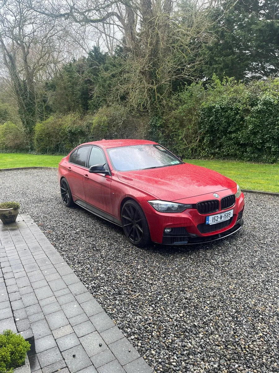 BMW F30 LCI Melbourne Red - Image 1