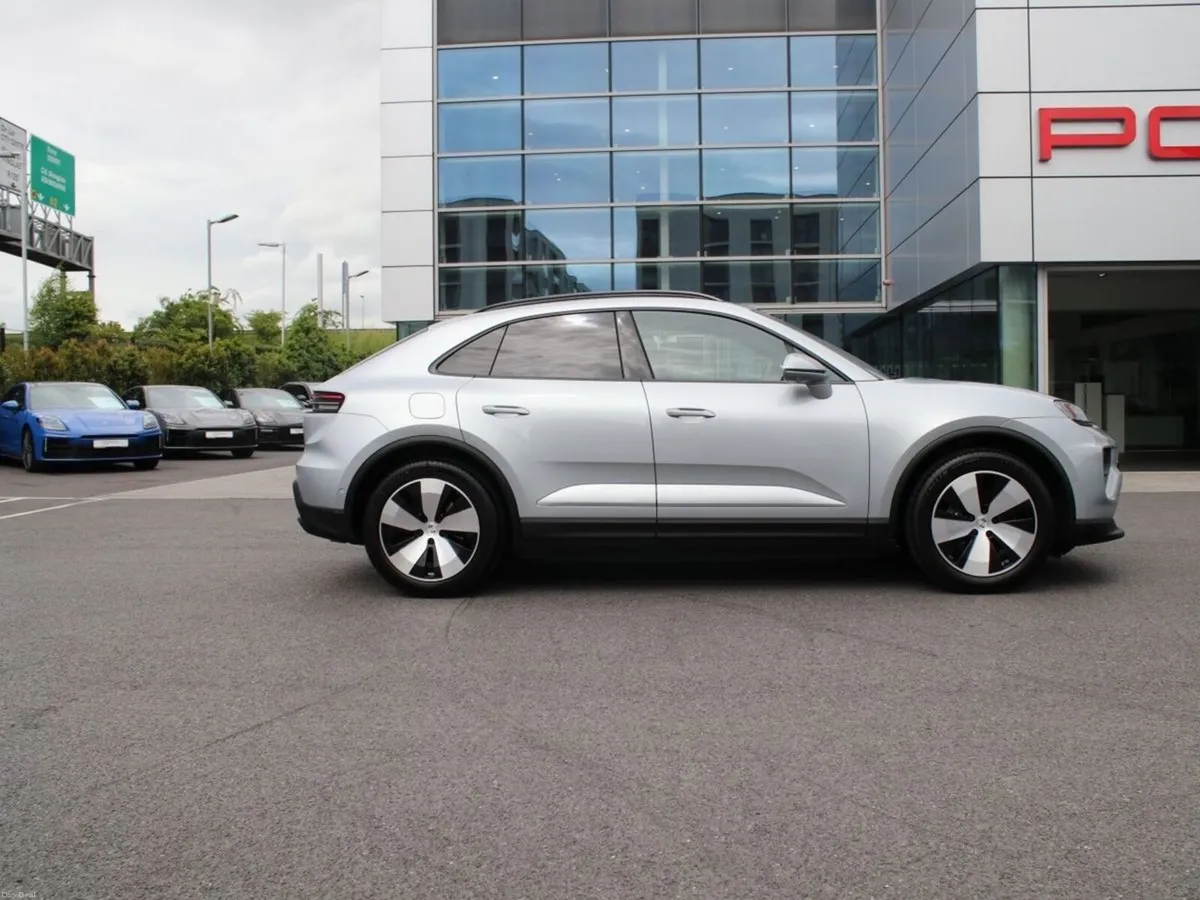 Porsche Macan Electric - Image 4