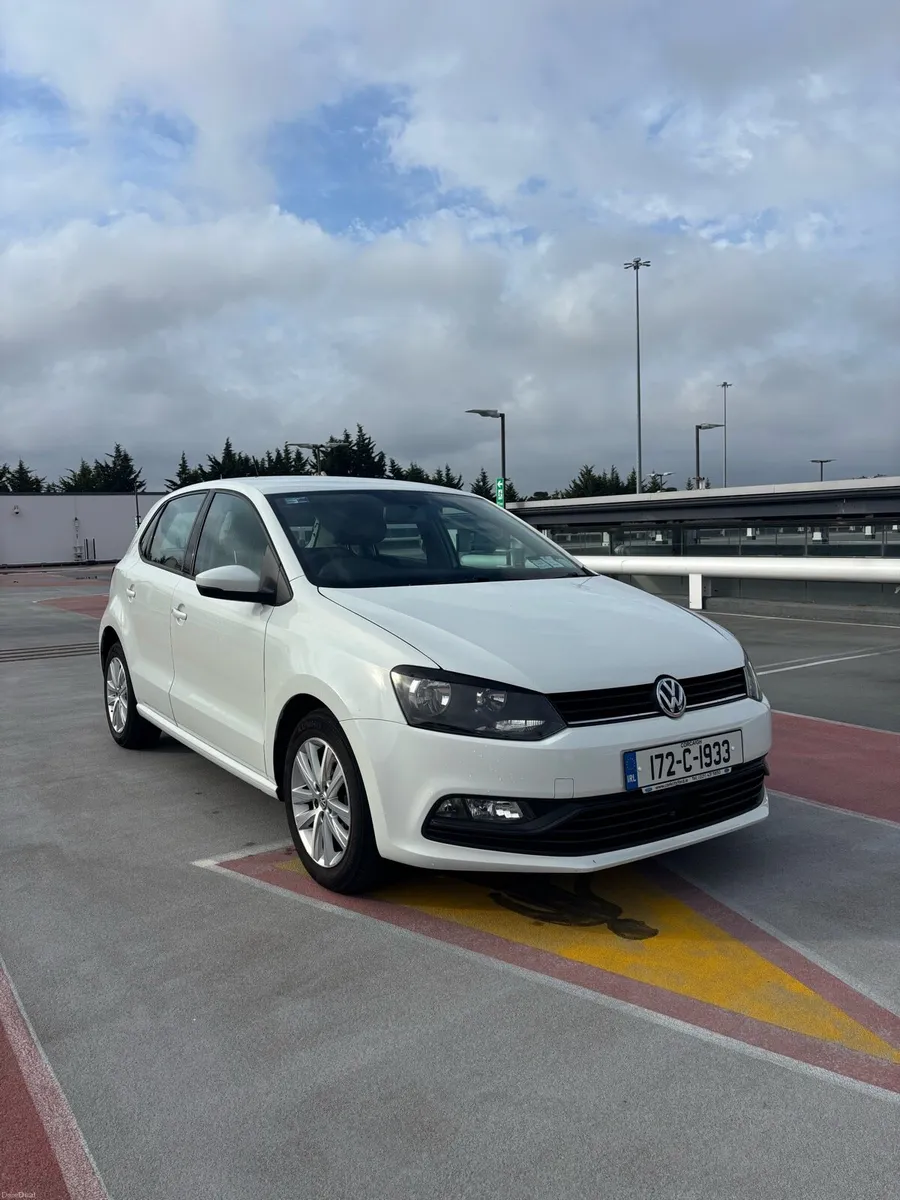 2017 Volkswagen Polo 1.0L - Image 1