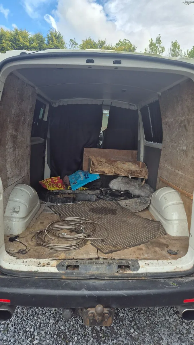 Volkswagen Transporter 2008 - Image 3