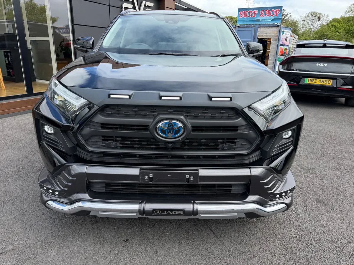 4X4 Hybrid - GR Adventure - Panoramic Roof - Image 4