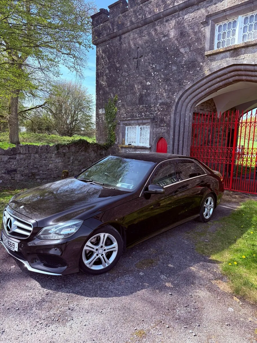 151 Mercedes Benz E220 Bluetec AMG Line Taxed - Image 2