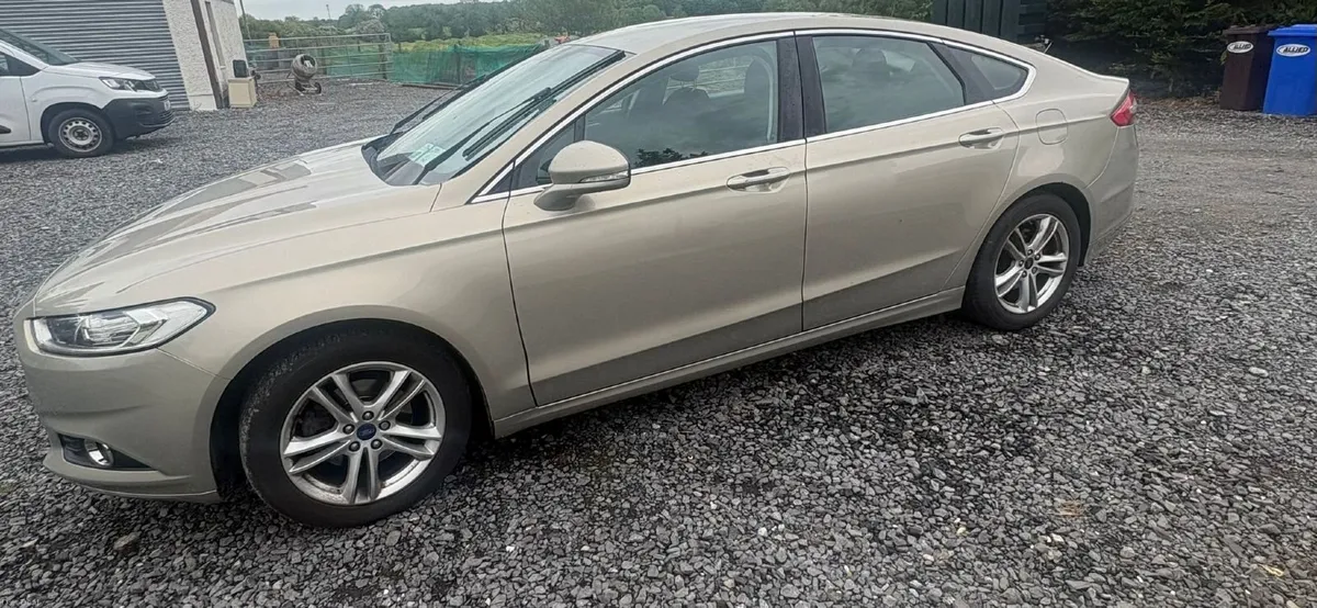 Ford Mondeo 2016 - Image 2