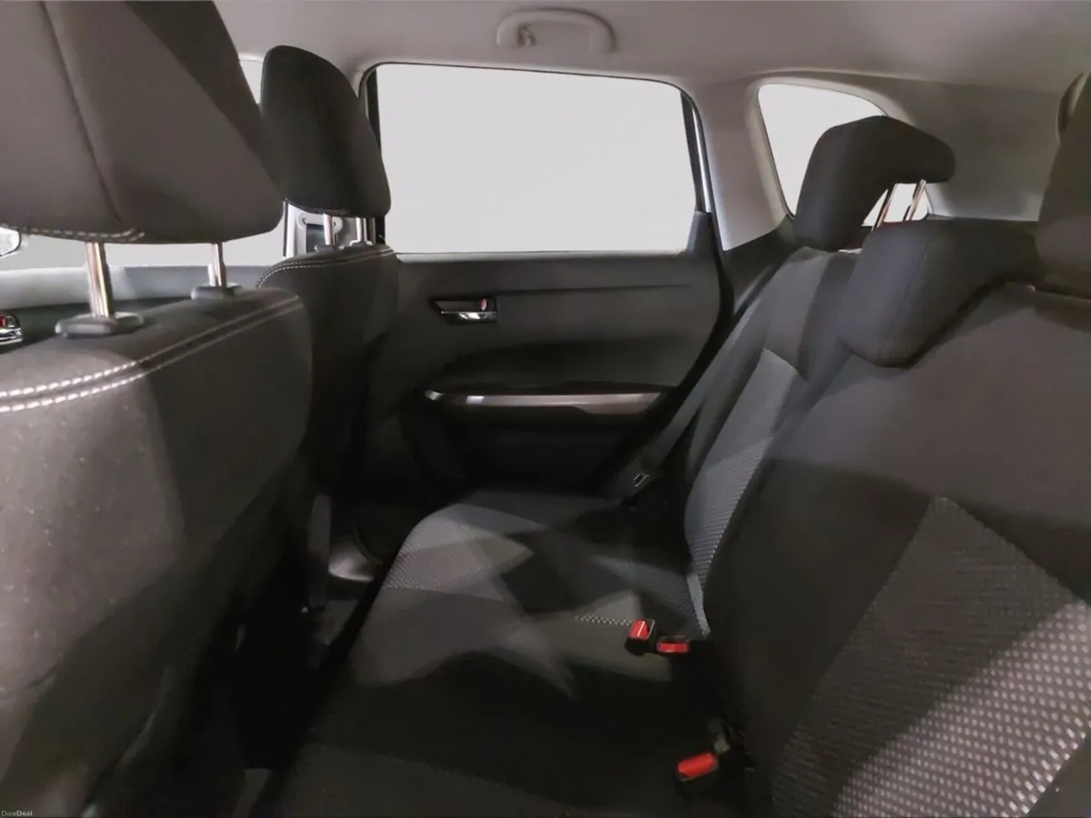 Suzuki Vitara Vitara 1.5 Full Hybrid Motion AGS - Image 5