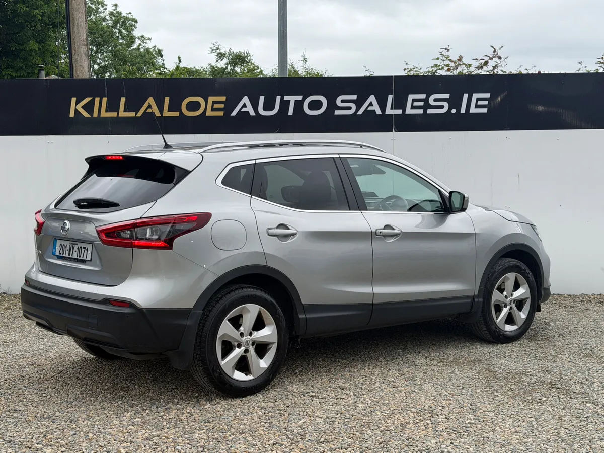 Nissan Qashqai 1.5D SV Manual (Very Low Miles) - Image 4