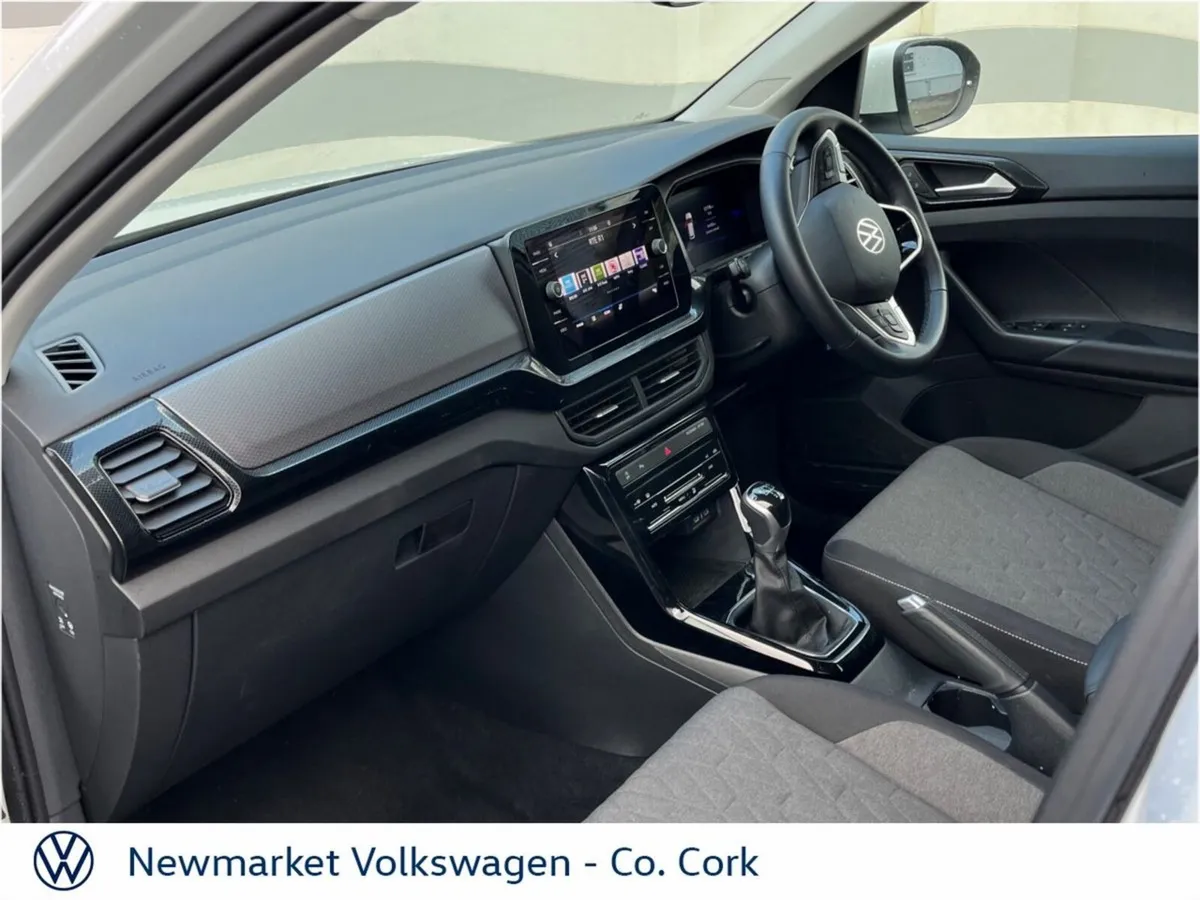 Volkswagen T-Cross LIFE 1.0TSI PETROL - Image 4