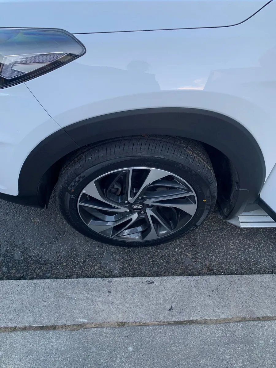 Hyundai Tucson 2019 - 80k KM - Just Services - Image 2