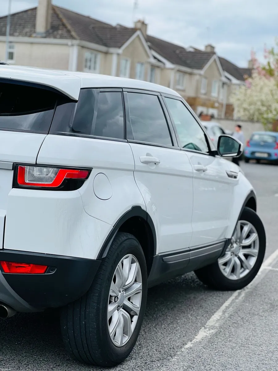 Range Rover Automatic Recently Fully Serviced - Image 6